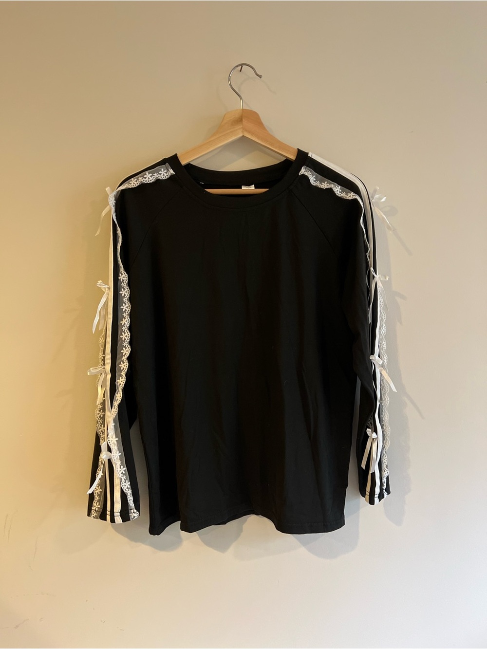Black Long-Sleeve Lace-Trim Crewneck Top
